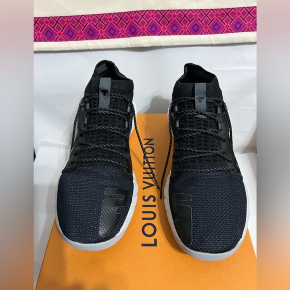 H O V R - Picture 7 of 12